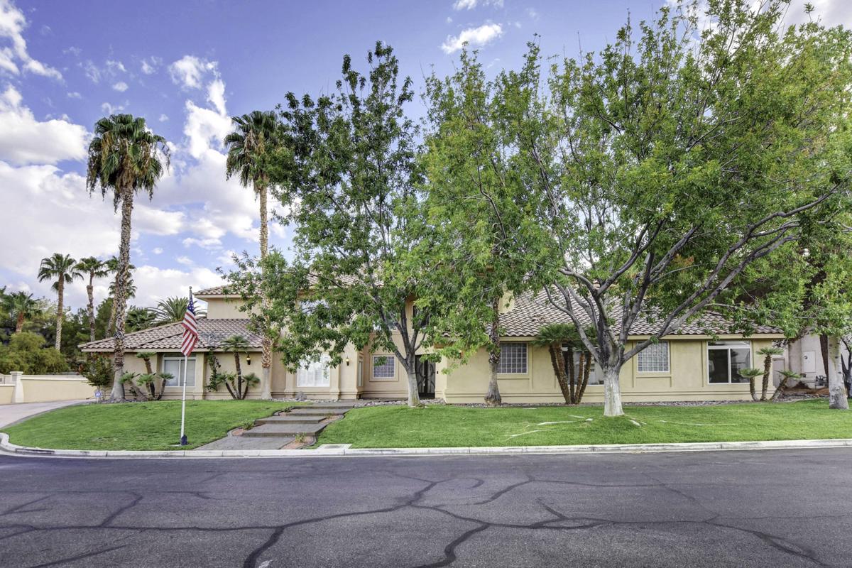 GATED LAS VEGAS ESTATE Nevada Luxury Homes Mansions For