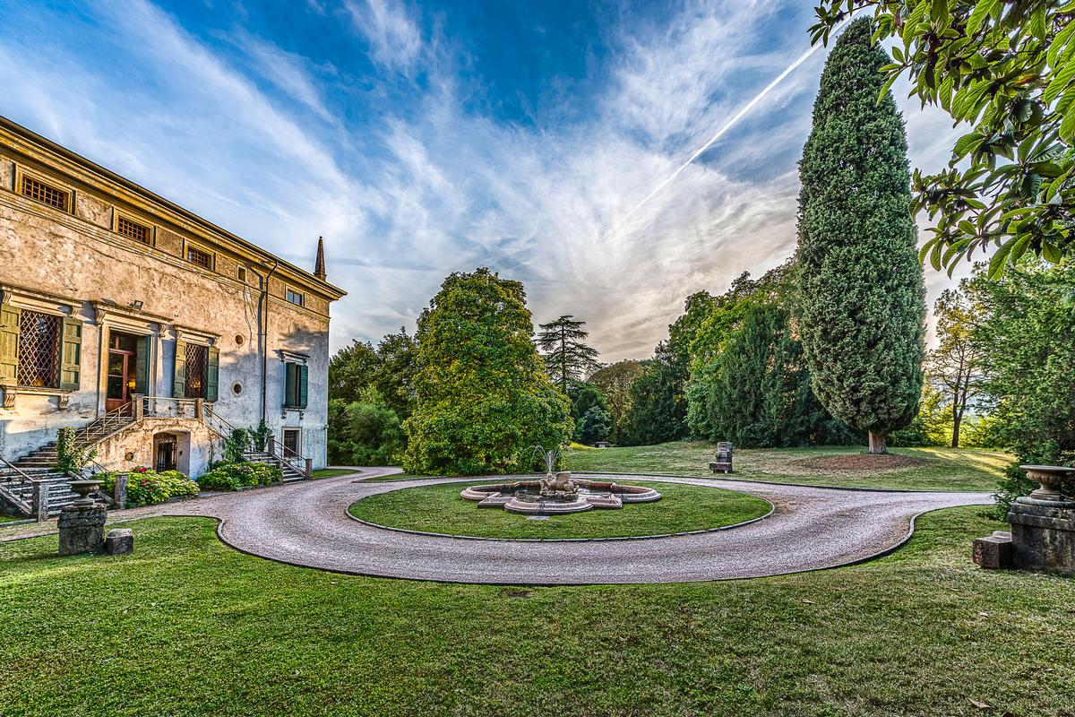 AMAZING RENAISSANCE VILLA IN VERONA ITALY Italy Luxury Homes Mansions For Sale Luxury