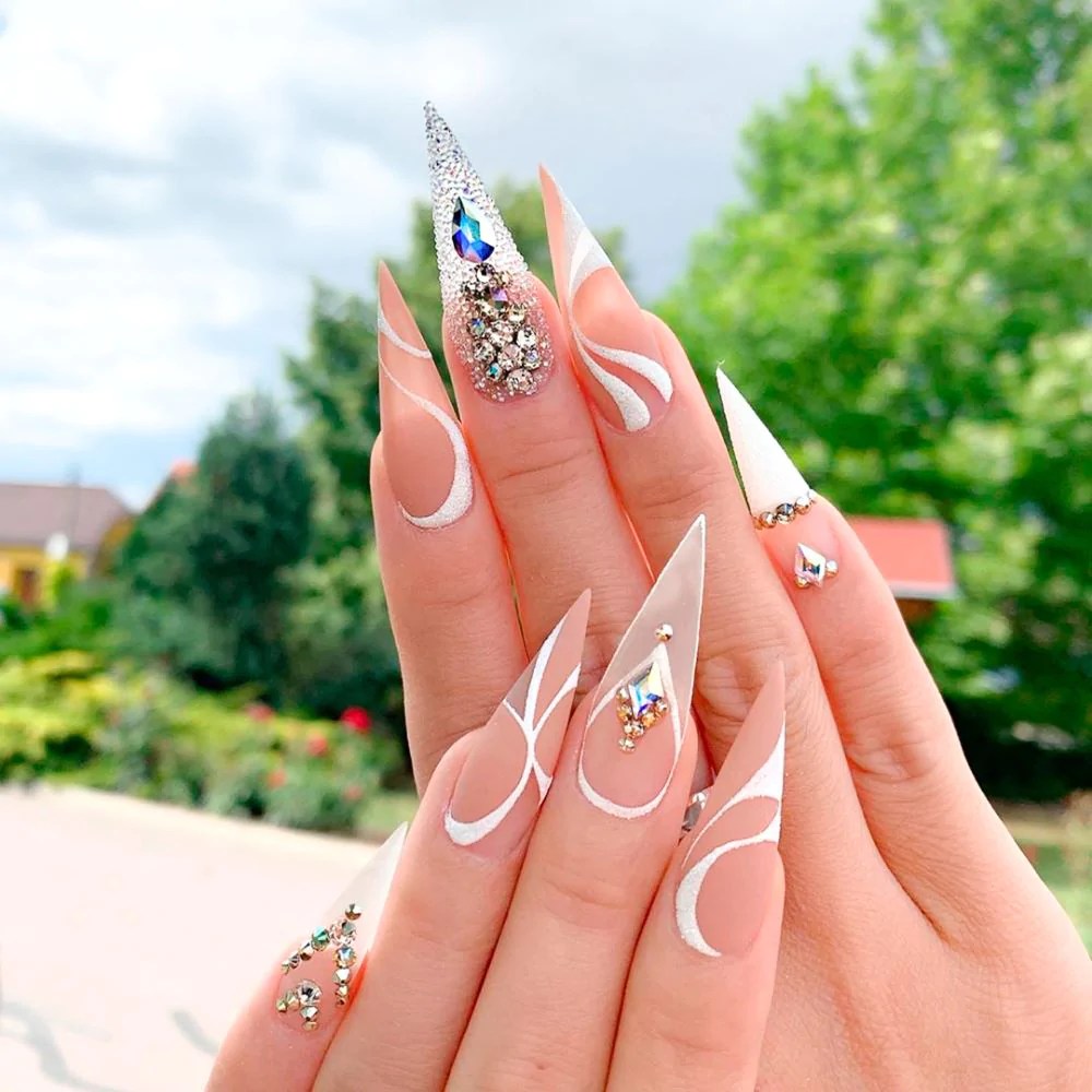 Sparkling Manicure 13 Best Rhinestone Nail Ideas
