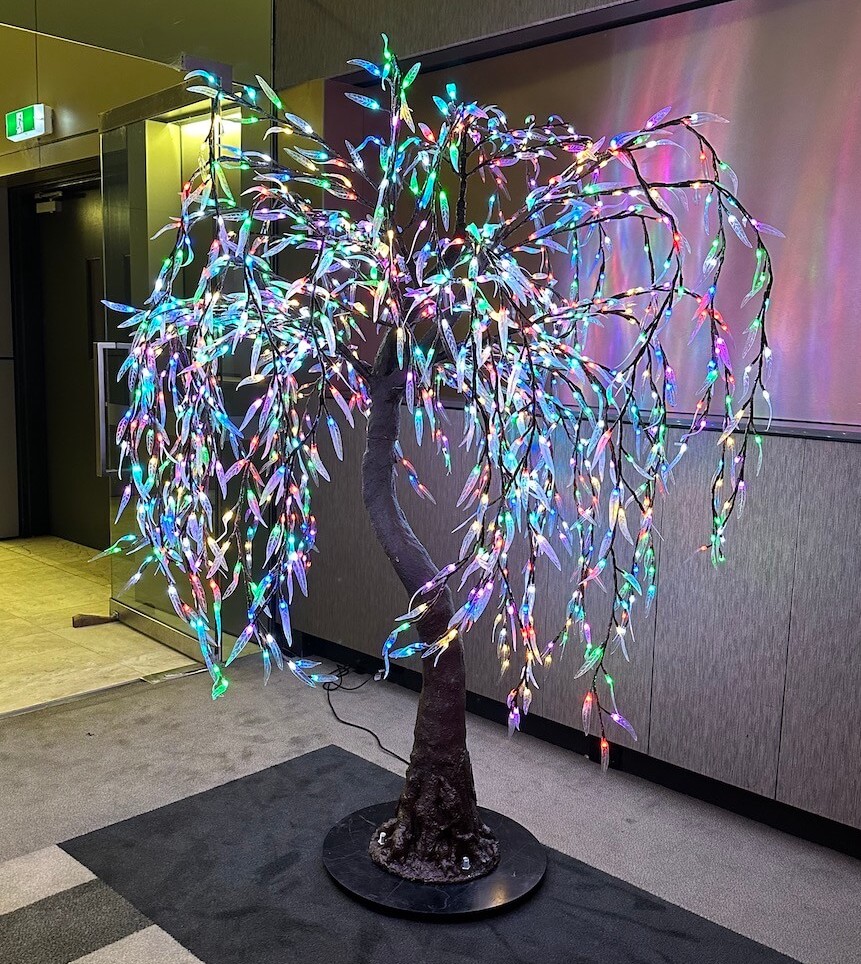2m Realistic LED Willow Tree (RGBW) Luxtree