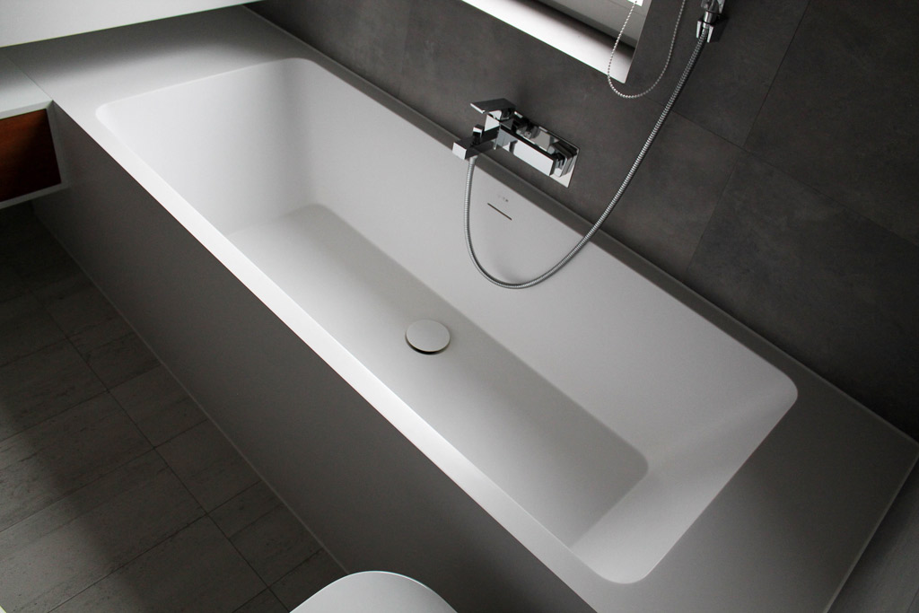 Modern Bathtubs to Size. Freestanding and for Mounting LUXUM