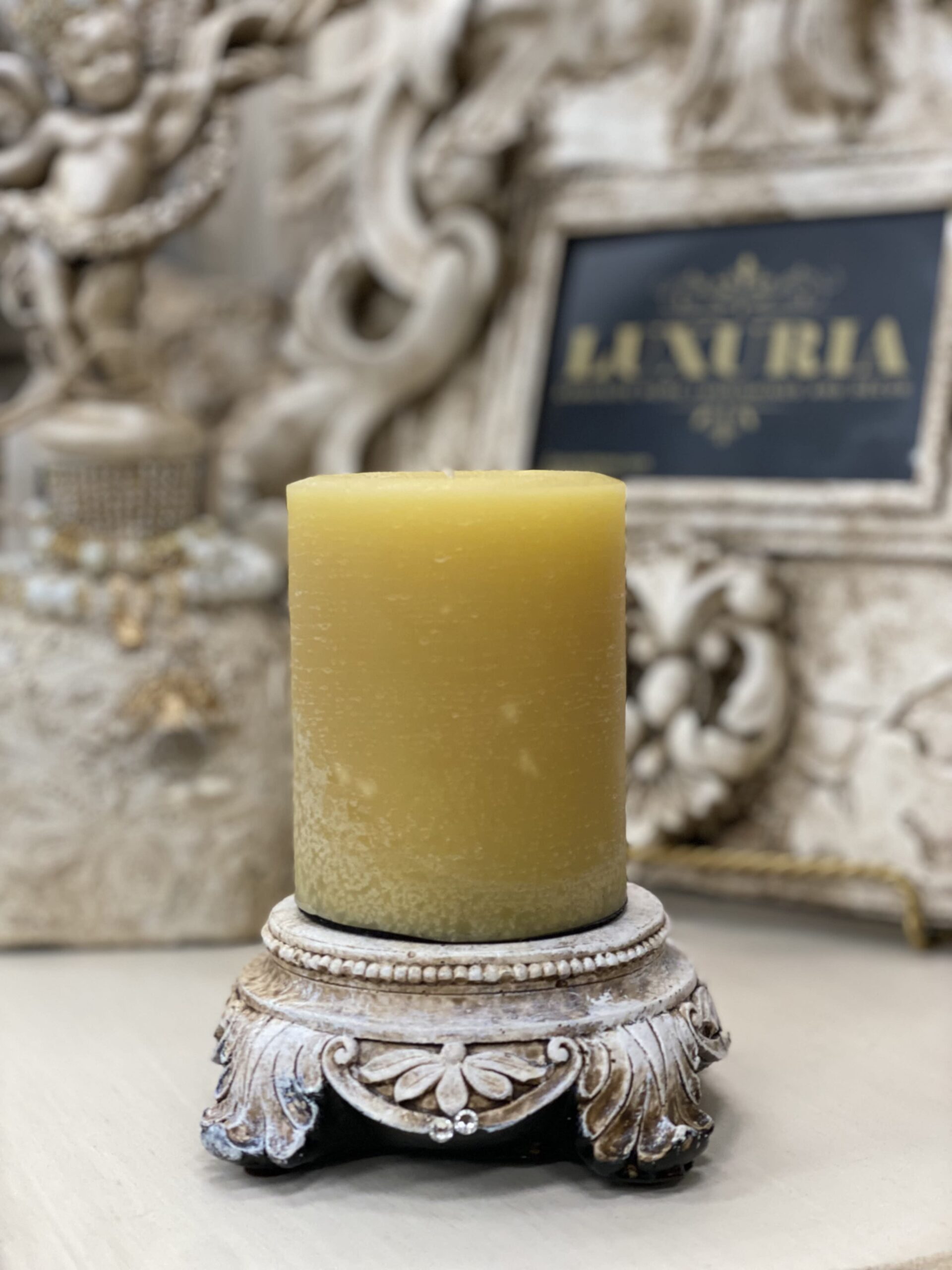 Mottled Vanilla Pillar Candle 3x4 Luxuria