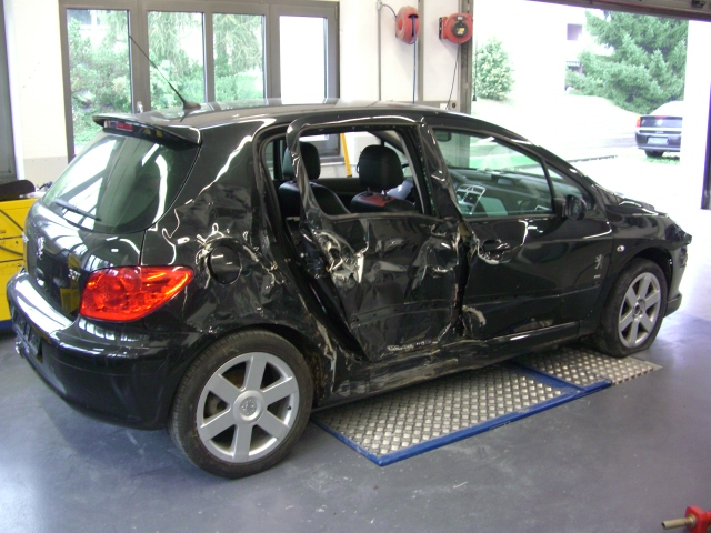 Fahrzeugreparatur Frauenfeld Luxury Performance