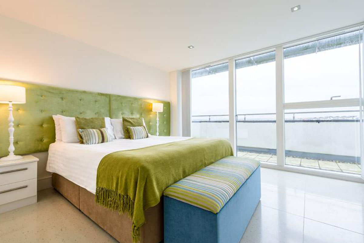 37 Rocklands Penthouse (sleeps 4), Luxury penthouse holiday apartment