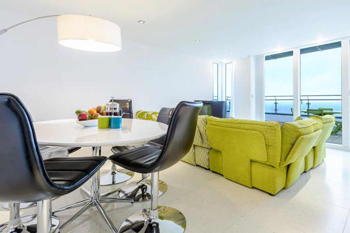 37 Rocklands Penthouse (sleeps 4), Luxury penthouse holiday apartment