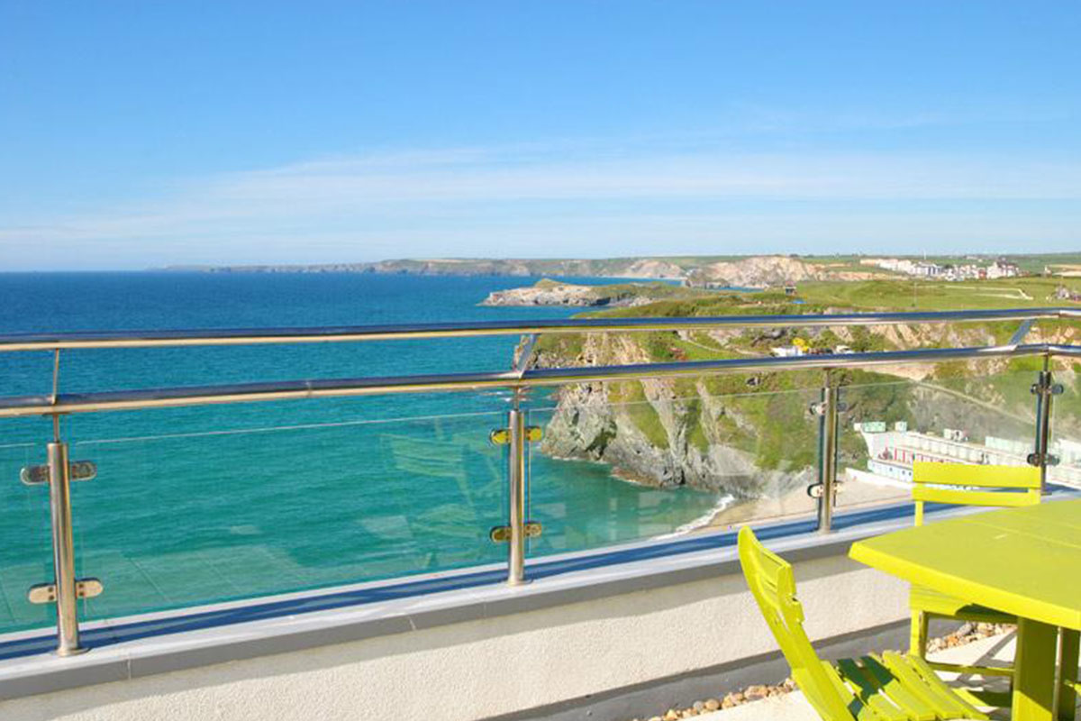 37 Rocklands Penthouse (sleeps 4), Luxury penthouse holiday apartment