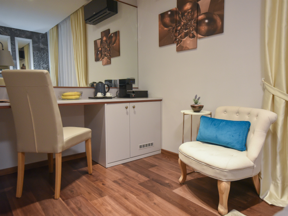 Bronze Luxury Rooms Kadena