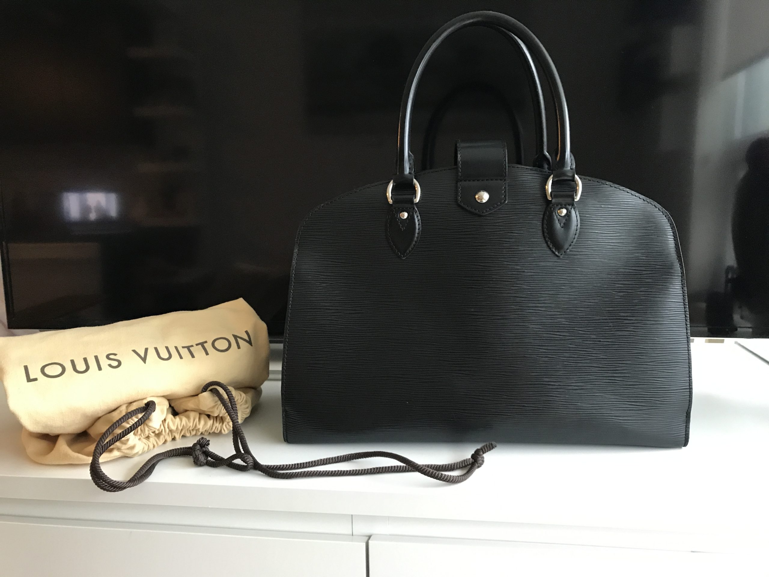 Black Louis Vuitton Duffle Bag Dhgate