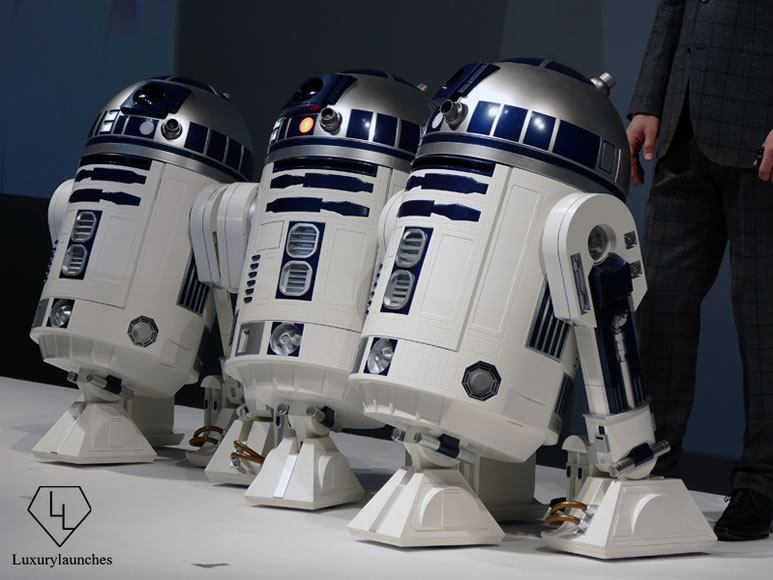 Lifesize moving R2D2 fridge that has an inbuilt projector