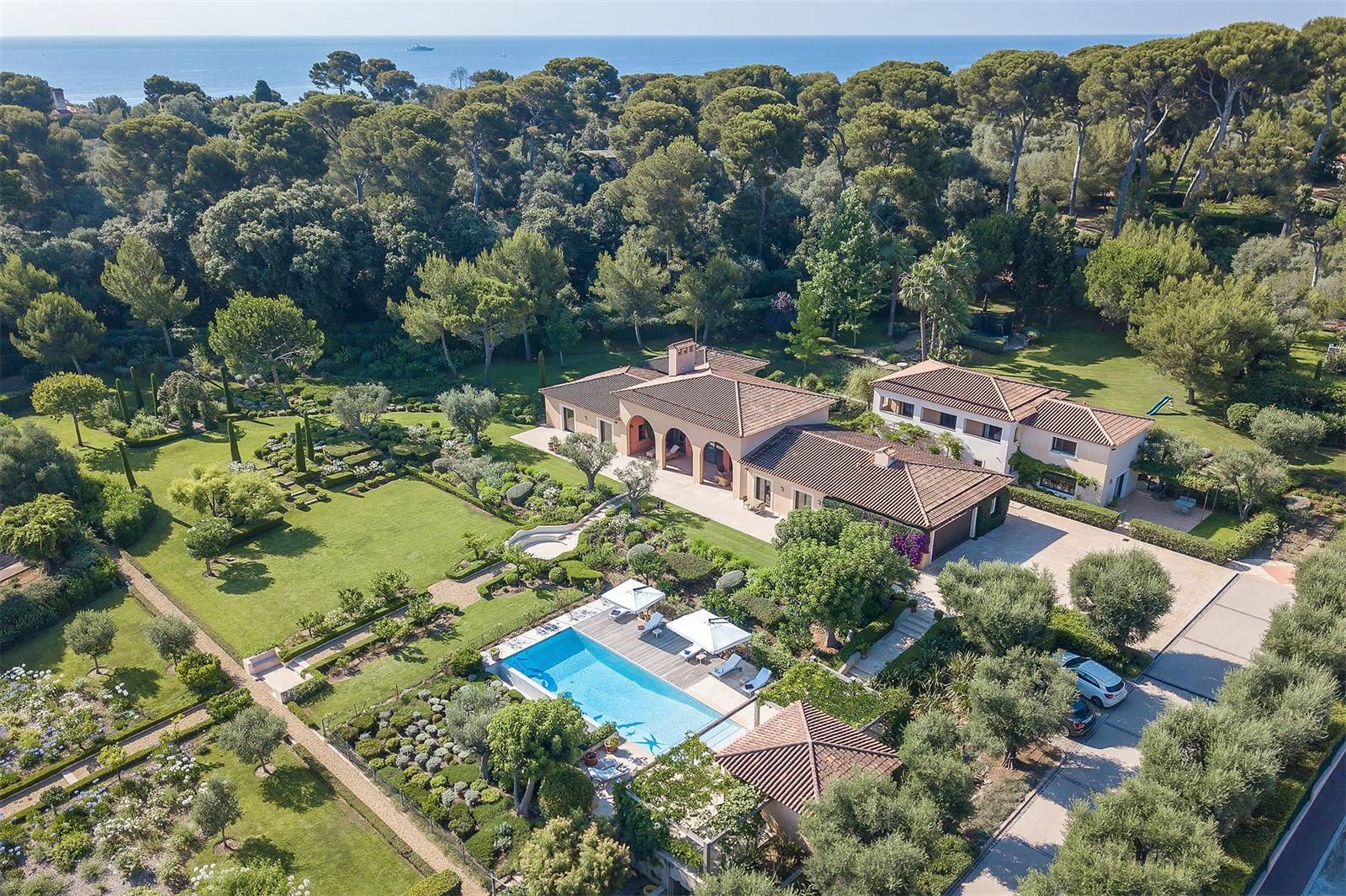 Cap d'Antibes Luxury Villa with Sea Views Luxury Pulse Real Estate