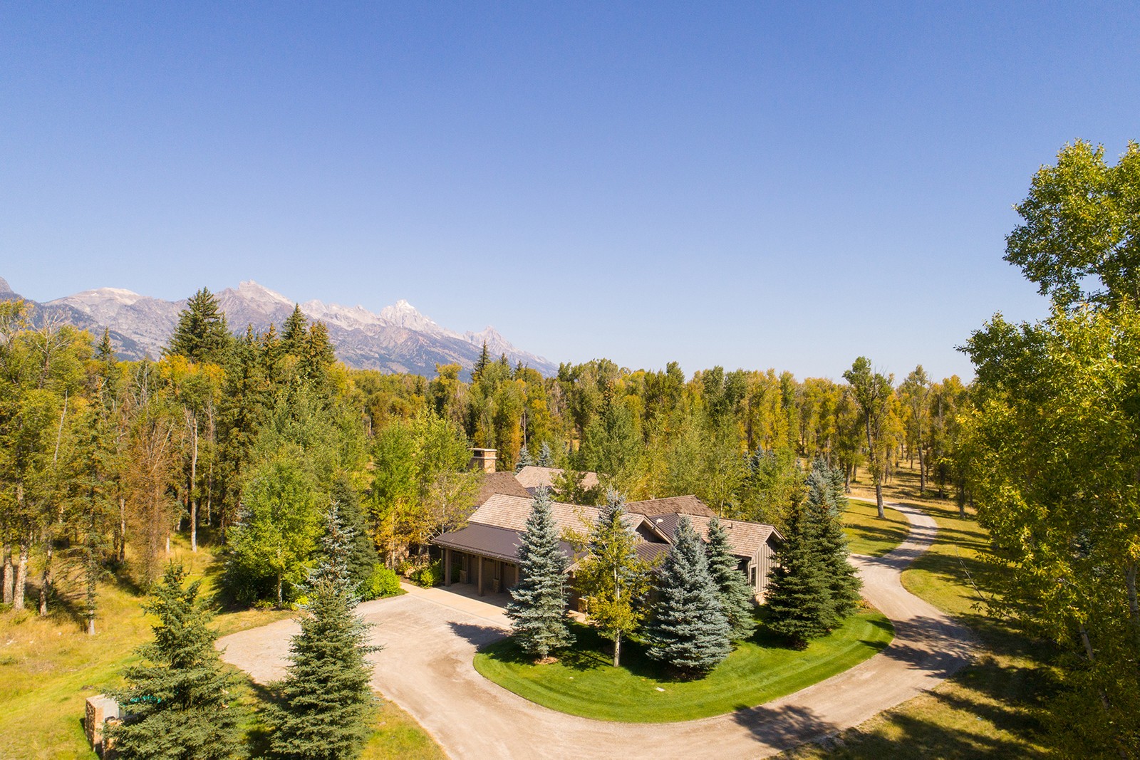 7555 BAR B BAR RIVER ROAD Luxury Pulse Real Estate United States