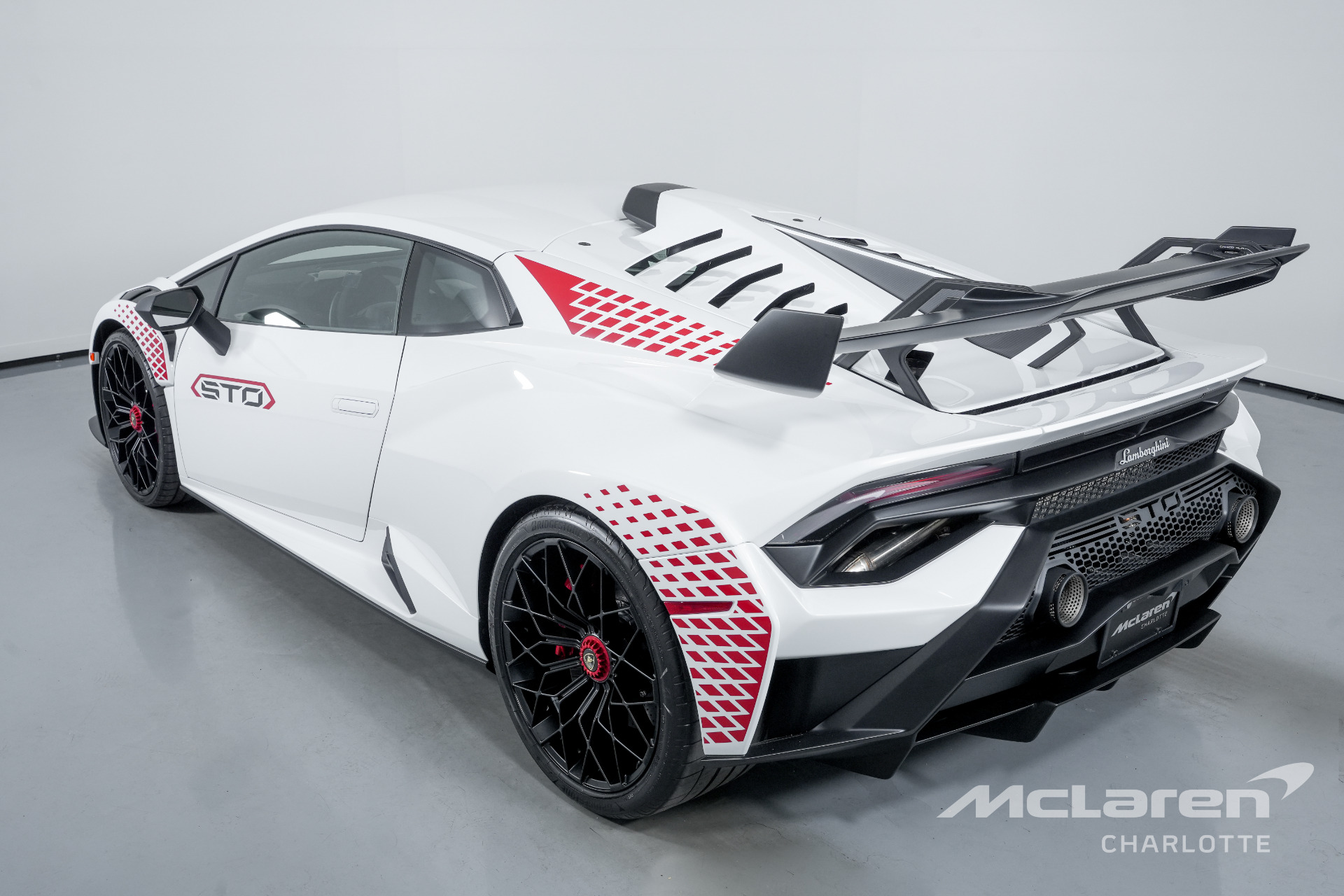 HURACAN LP 6404 STO McLaren Charlotte Dealership