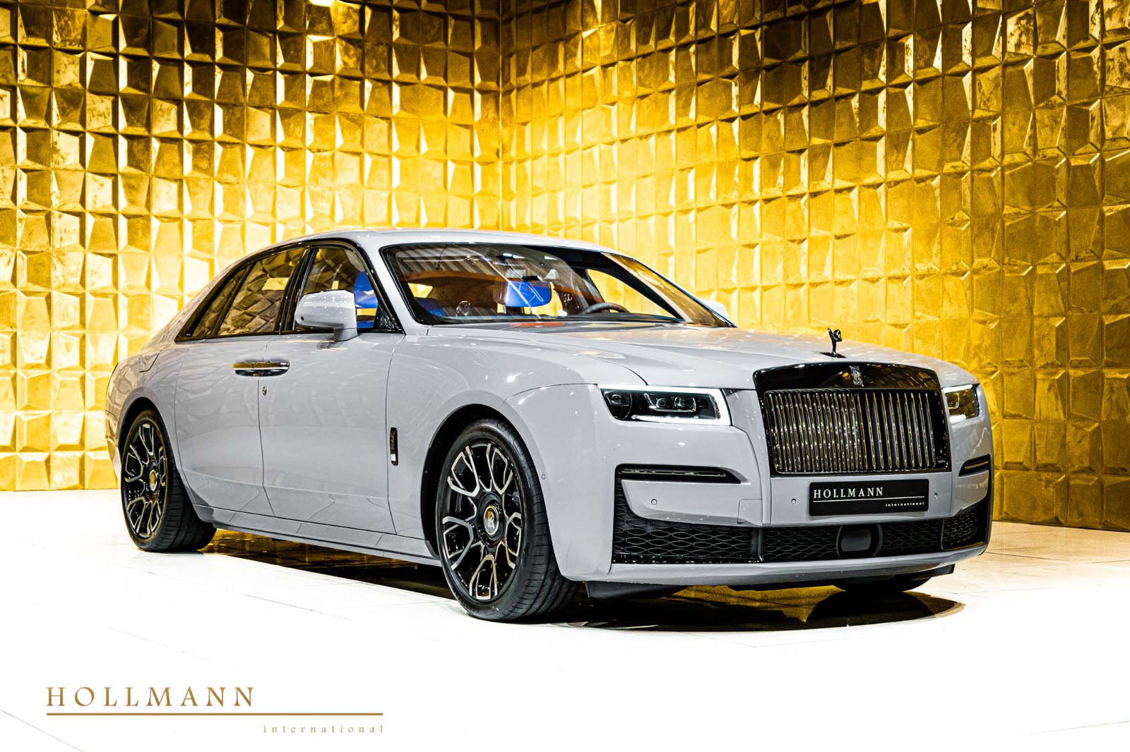 BUGATTI VEYRON SANG NOIR Chicago Exotic Car Dealer United States