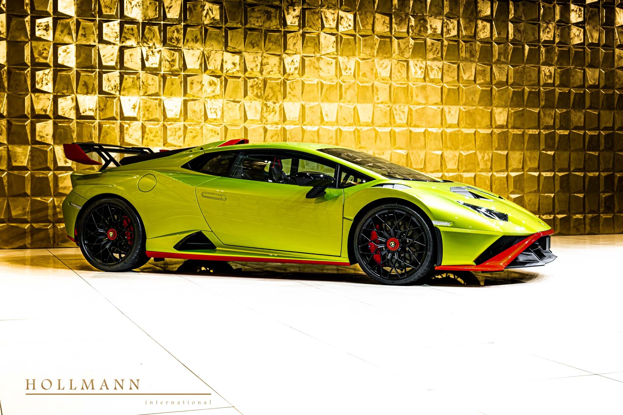 Huracán STO Hollmann International Germany For sale
