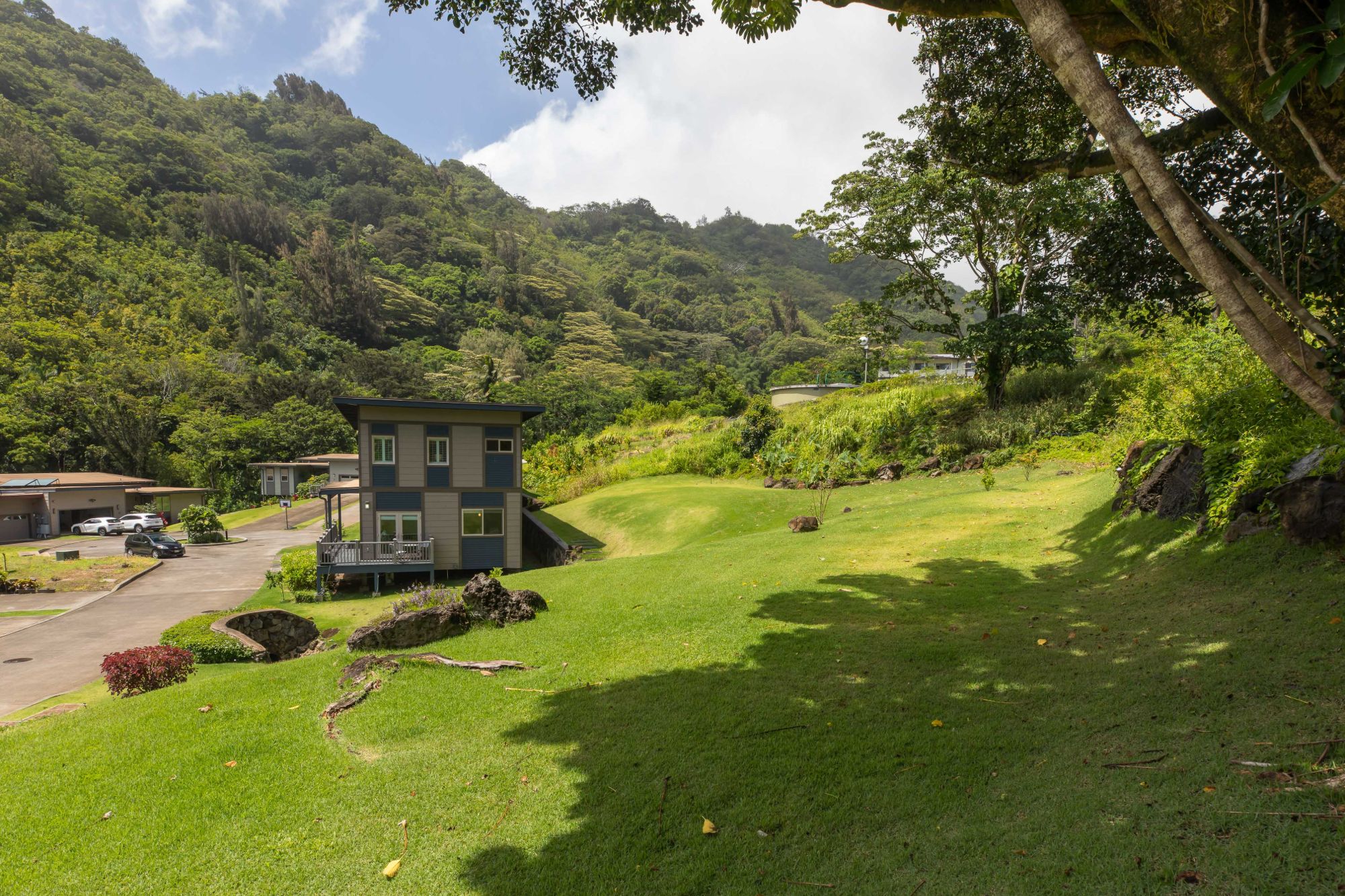 2914 Booth Road 24, Honolulu, HI Luxury Realty Network