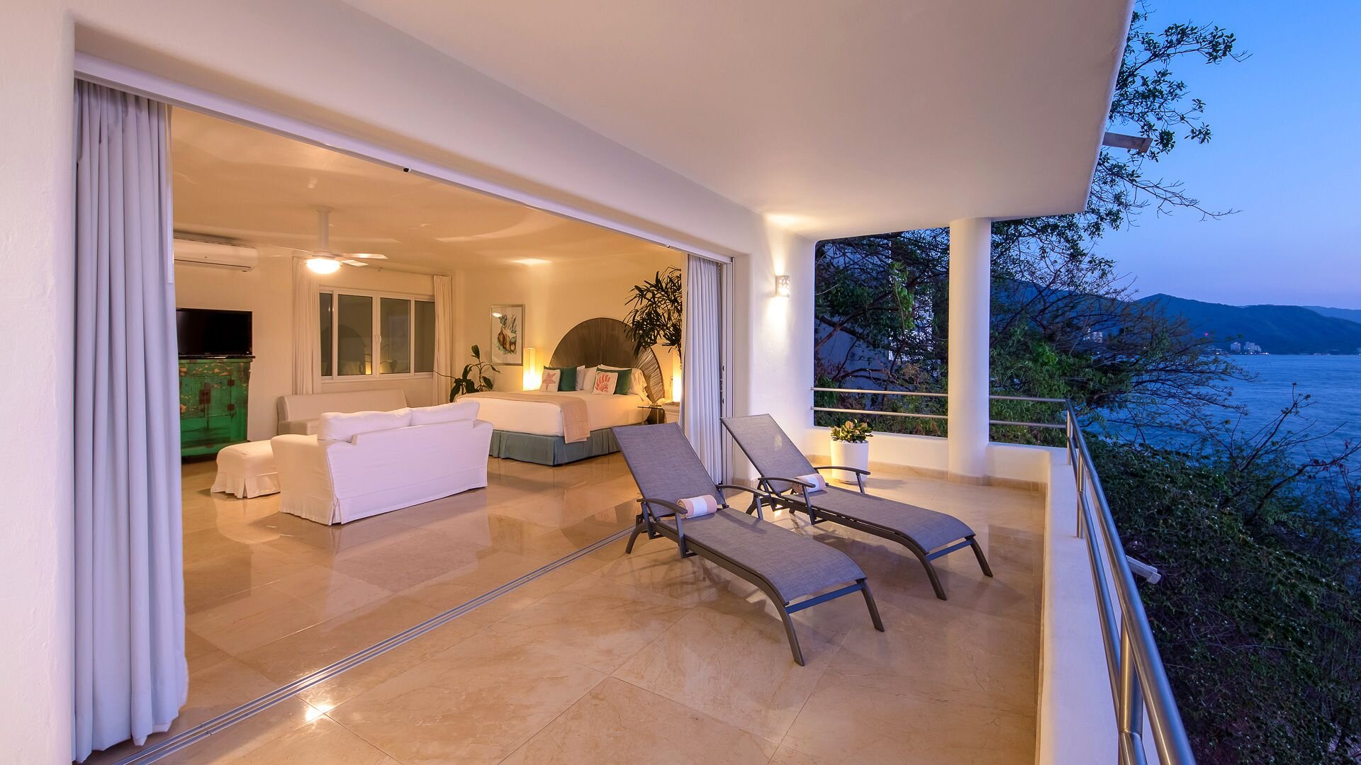 Villa Balboa; Relaxation and ultimate Ocean Views