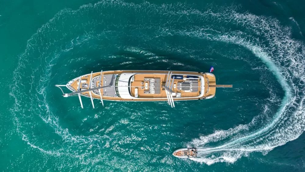 Private Boat Charter Luxury Yacht Charters