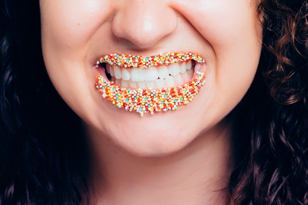 Wittere Tanden? Hoe Krijg Ik Een Witte Glimlach! 10 Tips. • Luxx Amour