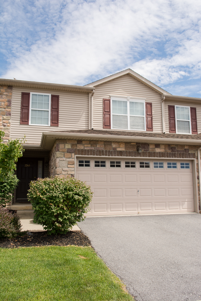 2260 Lane Forks Twp, PA 18040 The Bottitta Busfield Team