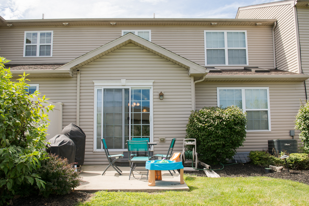 2260 Lane Forks Twp, PA 18040 The Bottitta Busfield Team