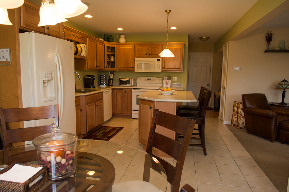 2260 Lane Forks Twp, PA 18040 The Bottitta Busfield Team