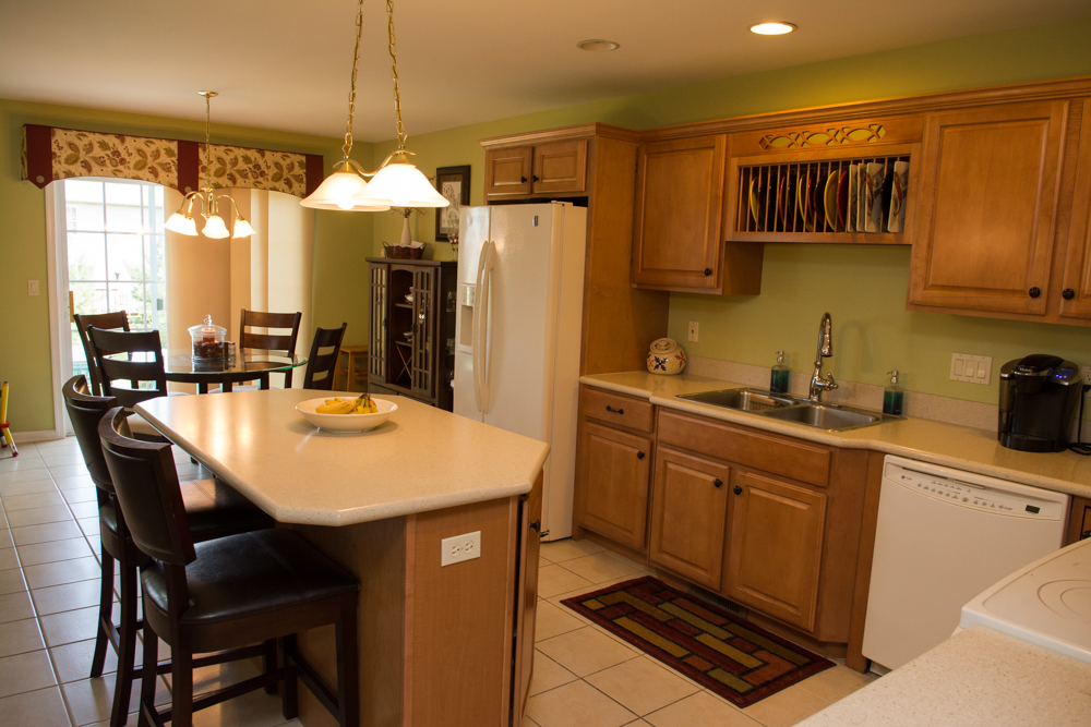 2260 Lane Forks Twp, PA 18040 The Bottitta Busfield Team