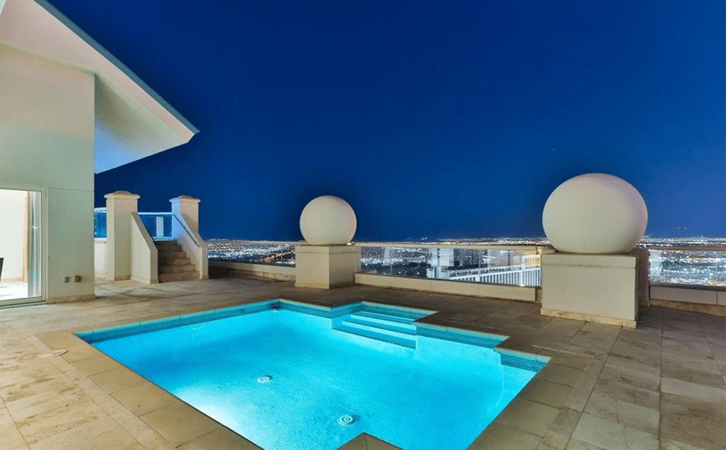 TURNBERRY PLACE Las Vegas High Rise App