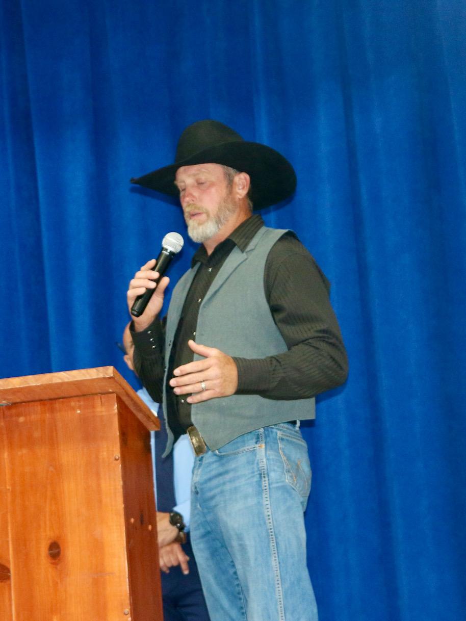 L.V. Community Donates Record Amount to LVHS Seniors Lucerne Valley