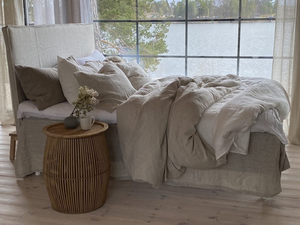 Linnelakan Beige Överdrag sänggavel beige Sys i Östergötland