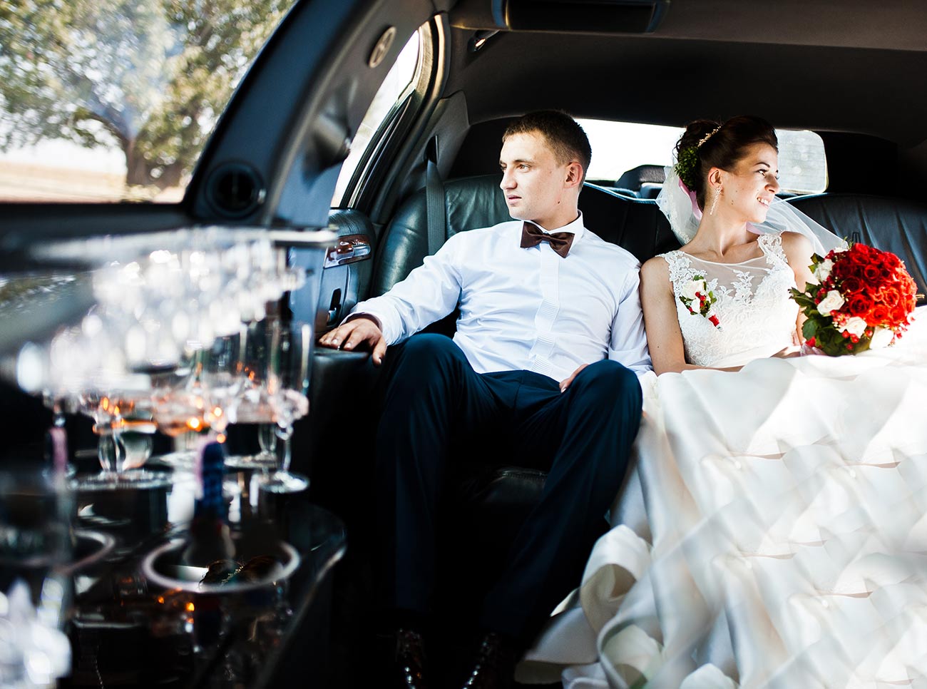 LI Wedding Limousine Services Lynbrook Limo and Towncar Service