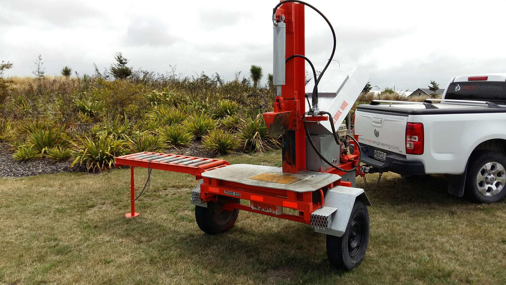 Wood & Log Splitter Lyndon Engineering & Harrows