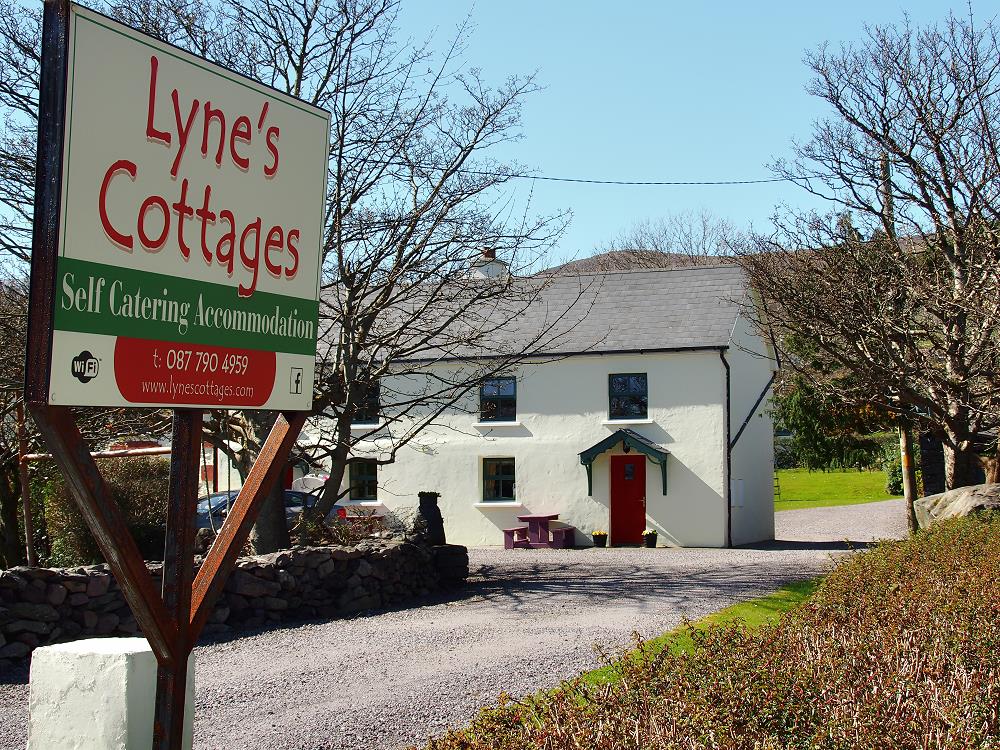 Self catering cottages Brandon Dingle Peninsula Kerry Ireland