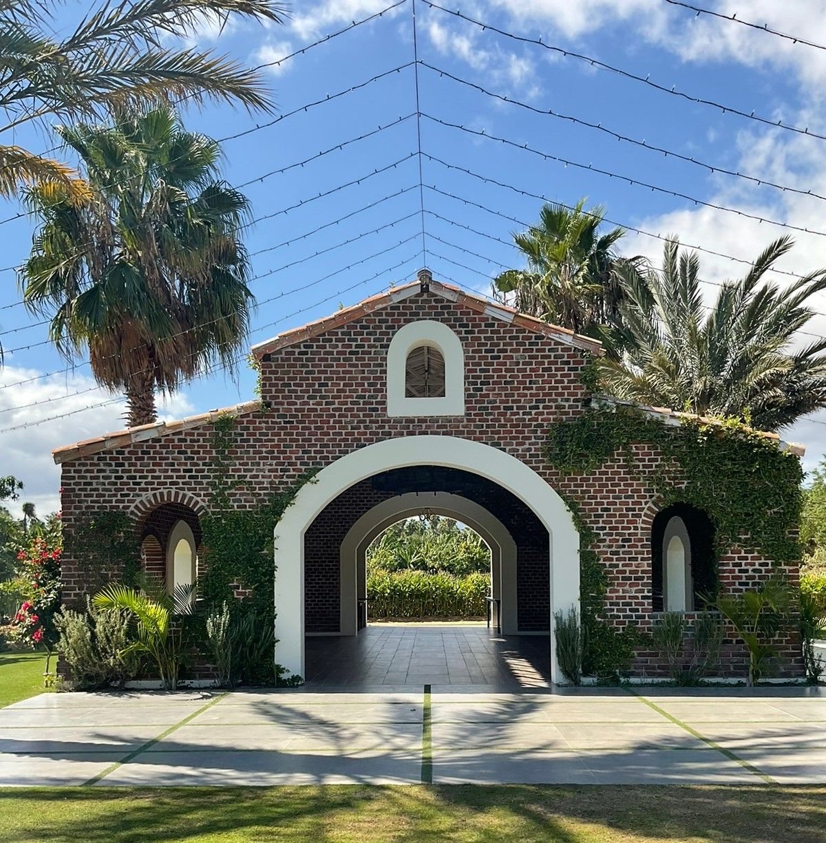 Dow Events The Famous Flora FarmsEnchanted Garden meets 5