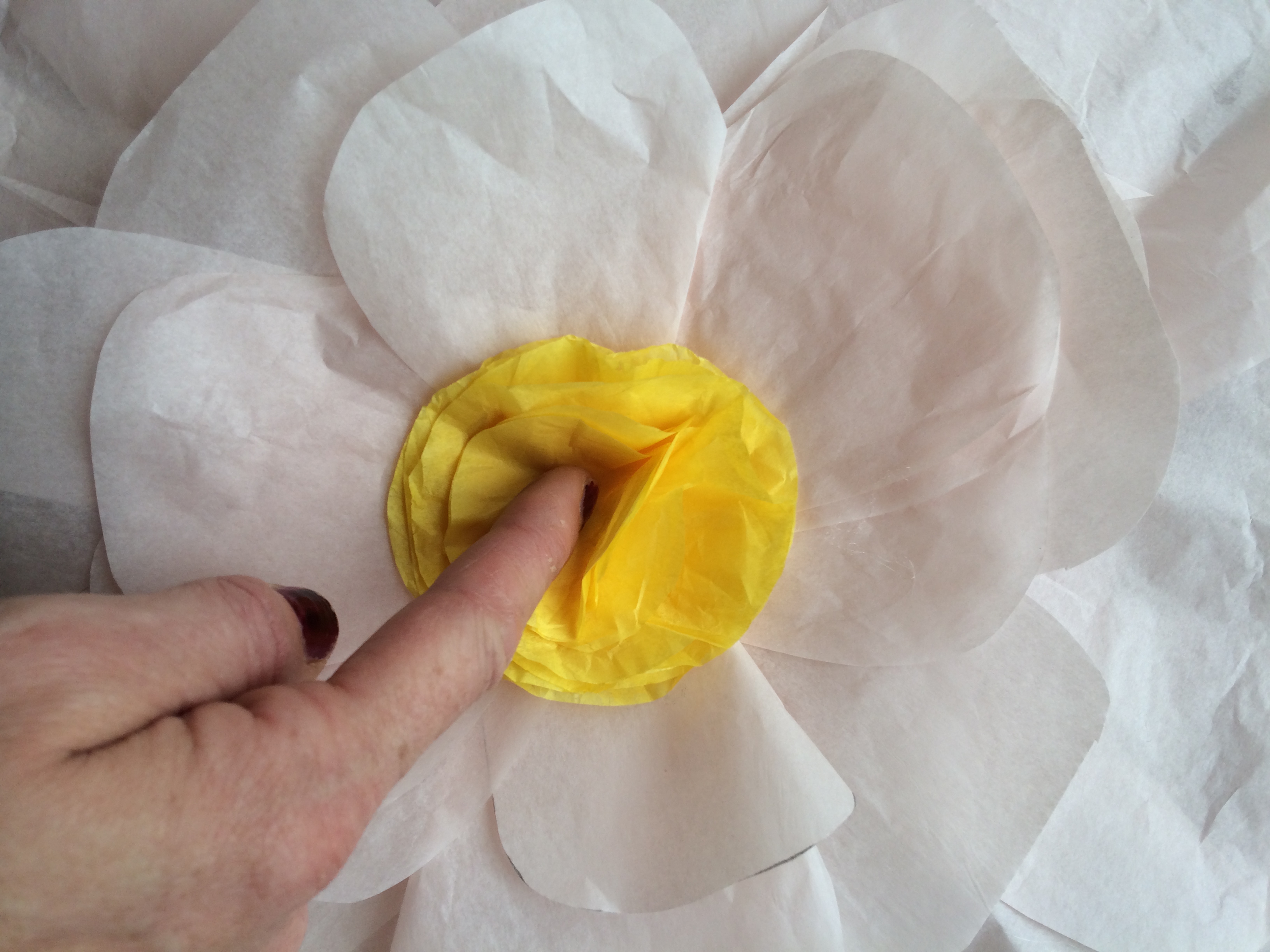 diy large tissue paper flowers
