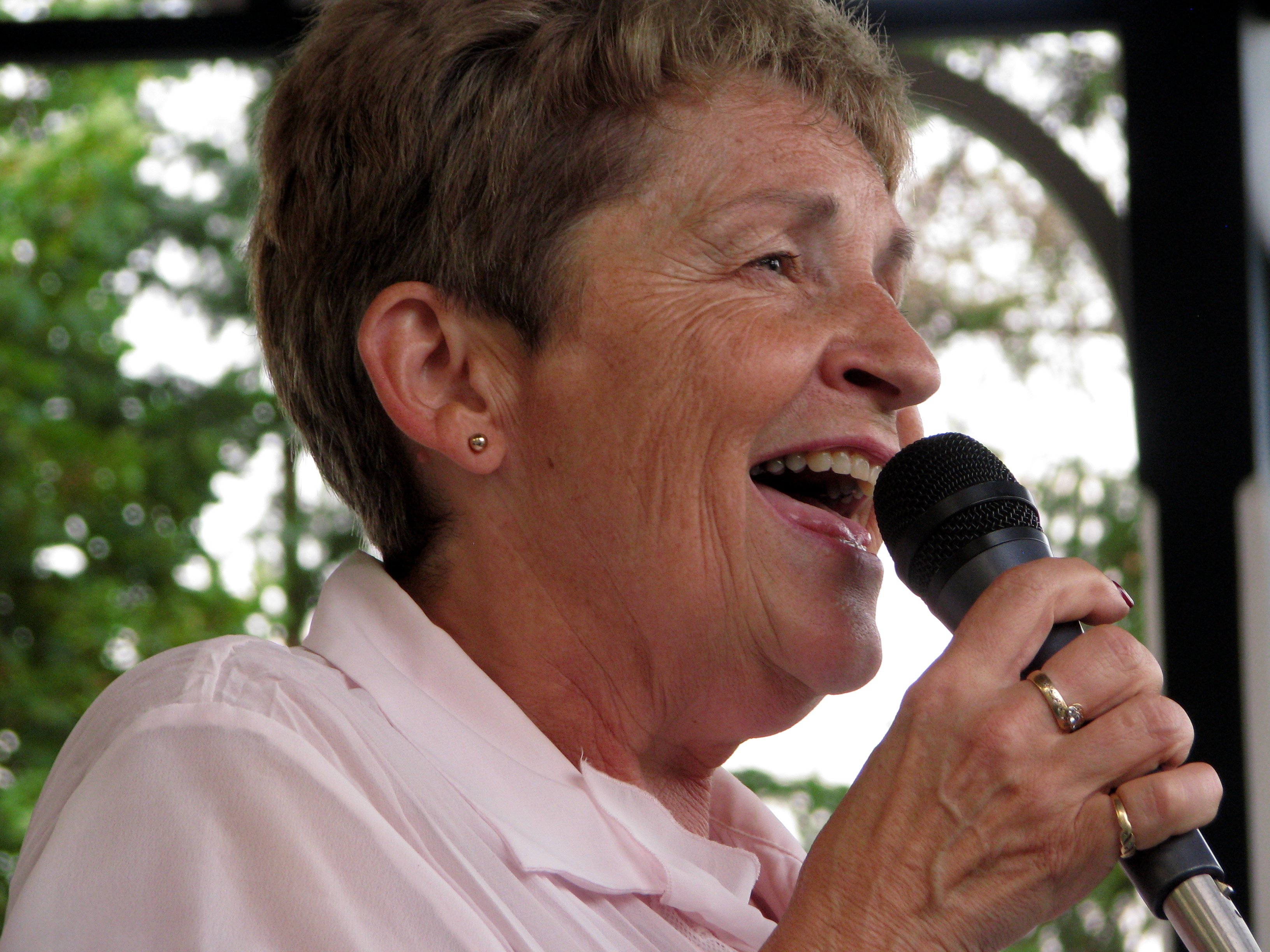 Lynn Russwurm singer/songwriter/promoter/historian