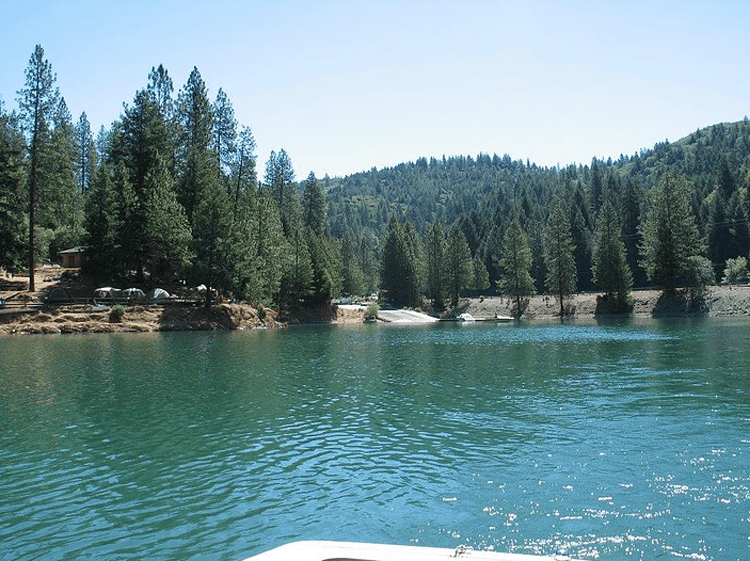 The Best Places to Go Boating Within Two Hours of Sacramento