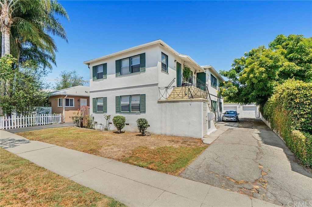 2232 S Carmelina, Los Angeles, CA 90064 Lyon Stahl