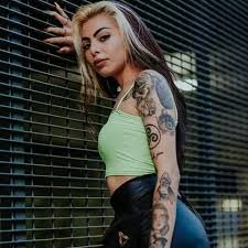 Yoss Bones lyrics with translations