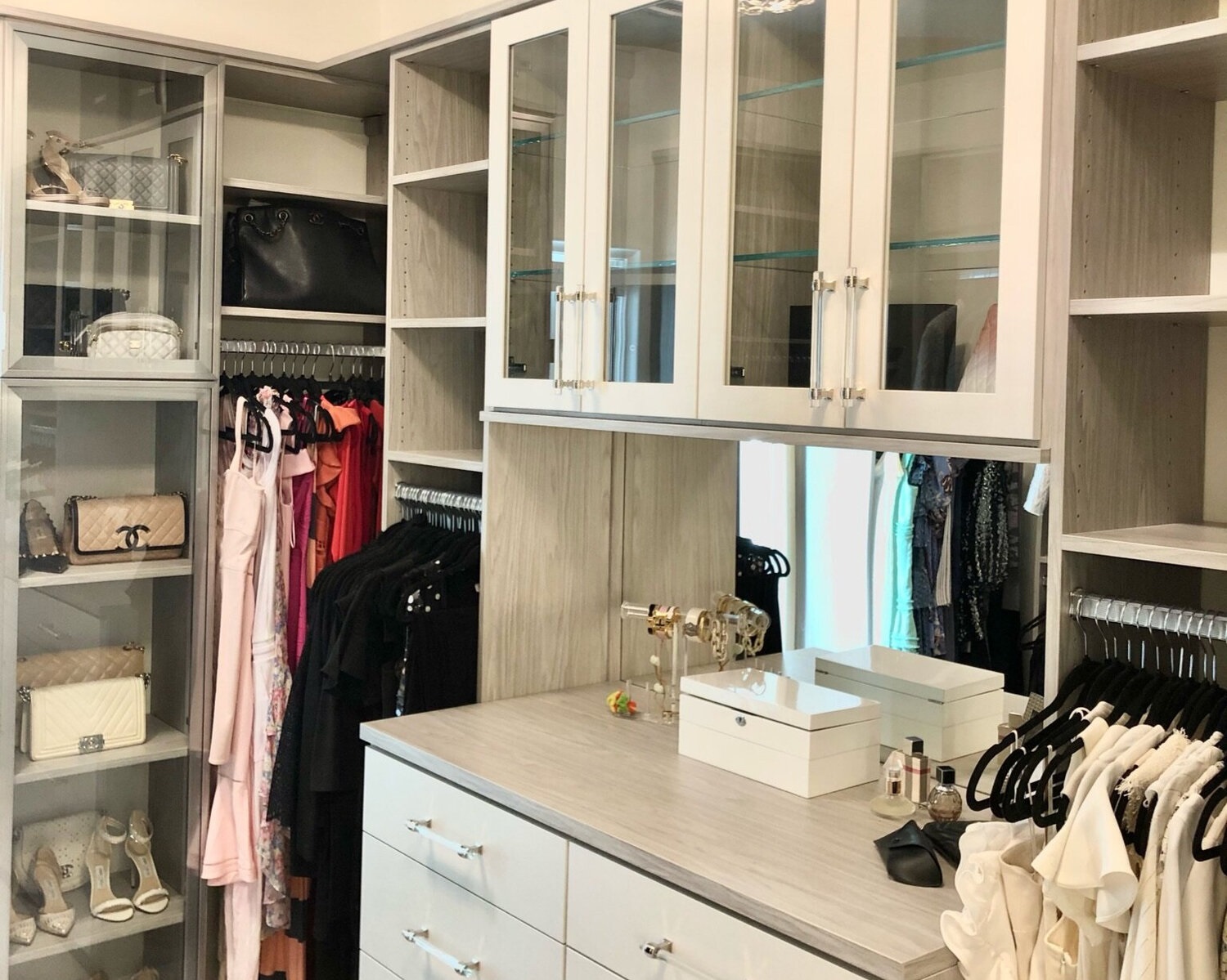 How To Keep Your Closet Dust Free LYX Reality