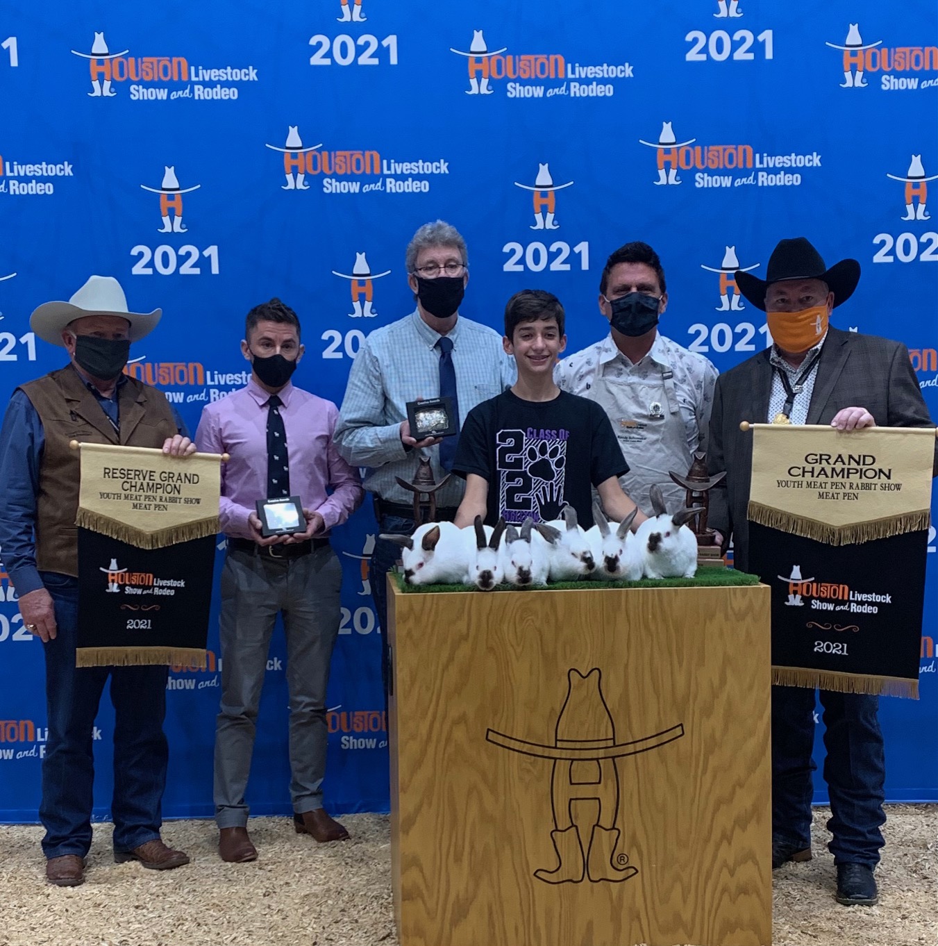 MG, Inc. Animals (Pictures)