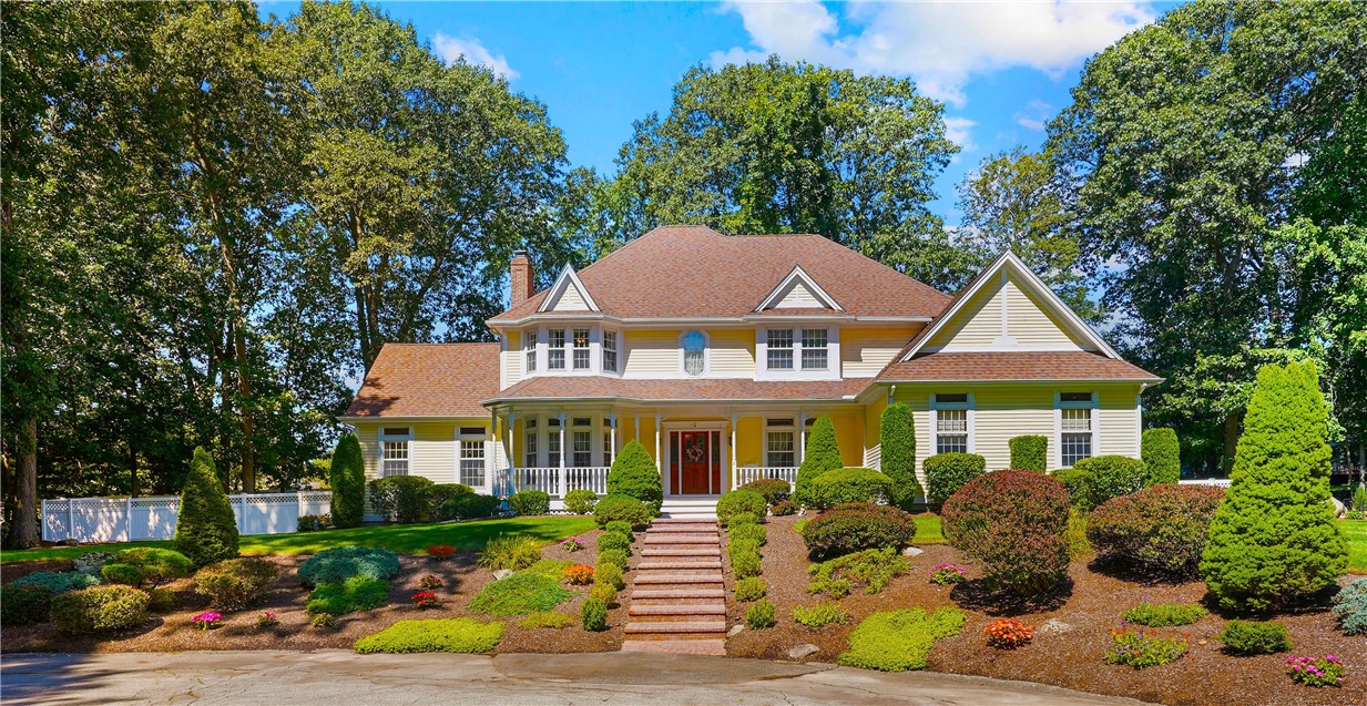 21 Stillwater Dr, Cumberland, RI 02864 MLS 1343095 Coldwell Banker