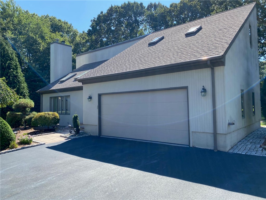 43 MacIntosh Dr, Cranston, RI 02921 MLS 1345759 Coldwell Banker