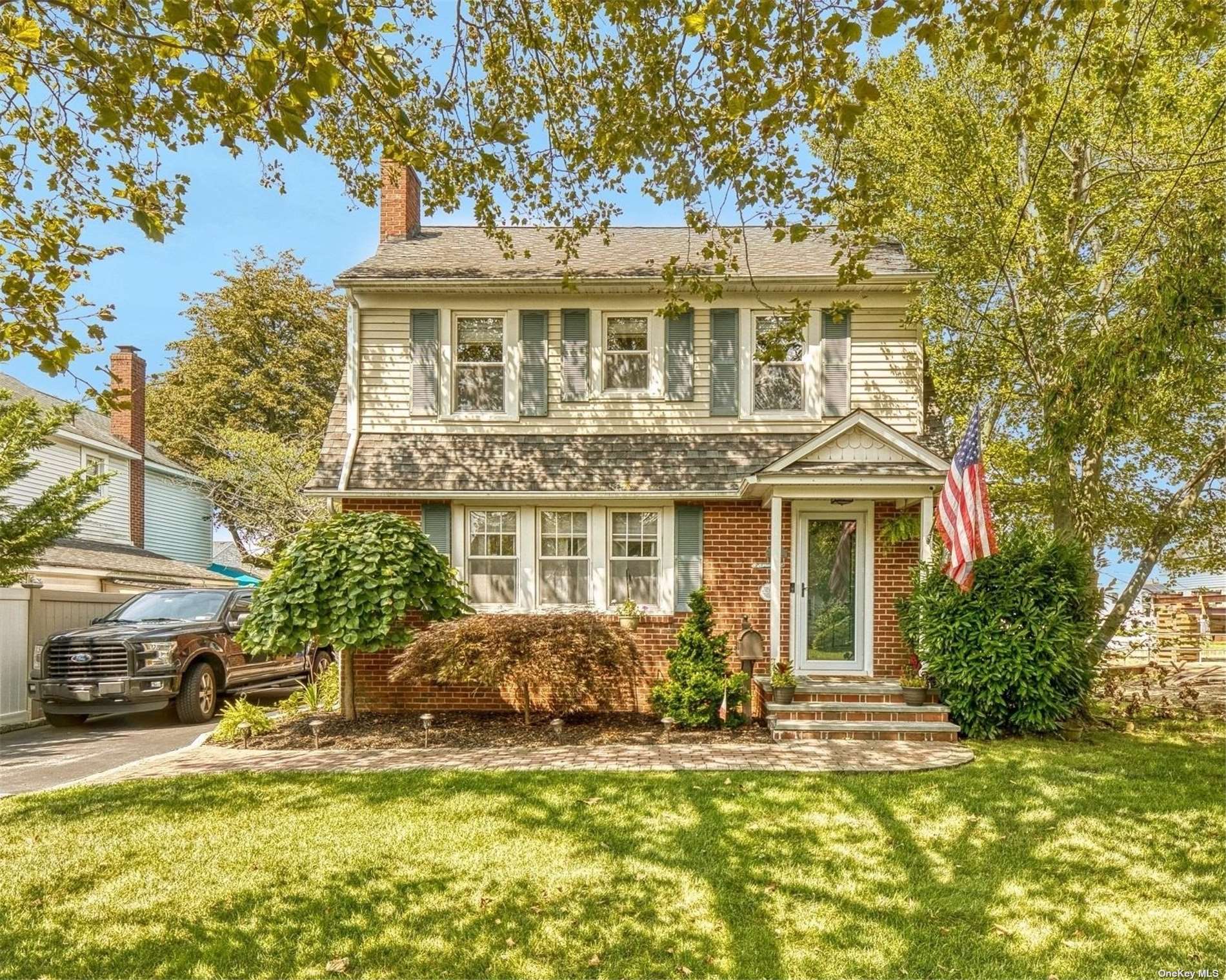 71 Stuart Ave, Amityville, NY 11701 MLS 3499561 Coldwell Banker