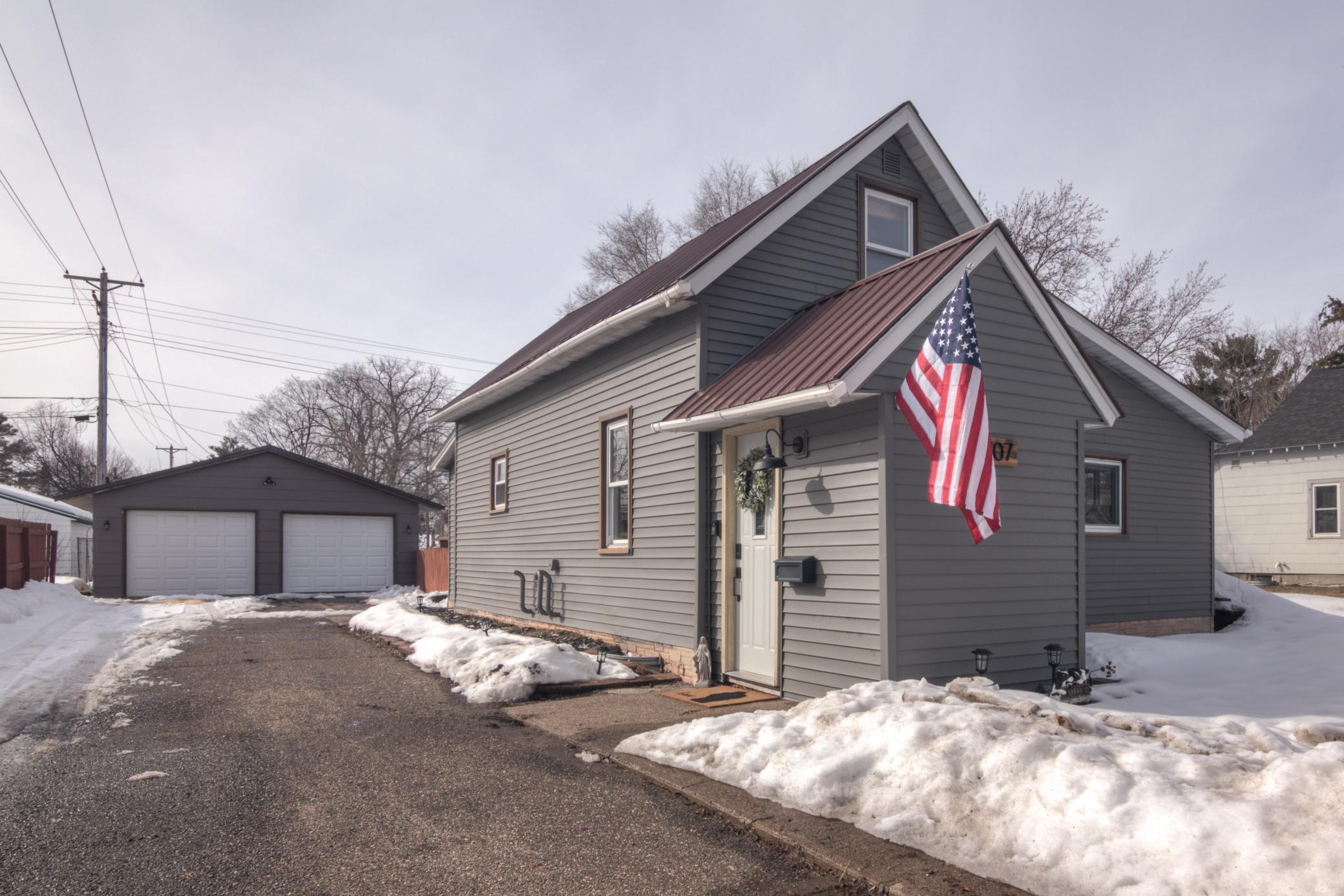 1707 8th St E, Menomonie, WI 54751 MLS 6340424 Coldwell Banker