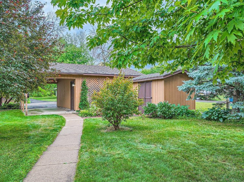 169 Peninsula Rd, Medicine Lake, MN 55441 MLS 6383779 Coldwell Banker