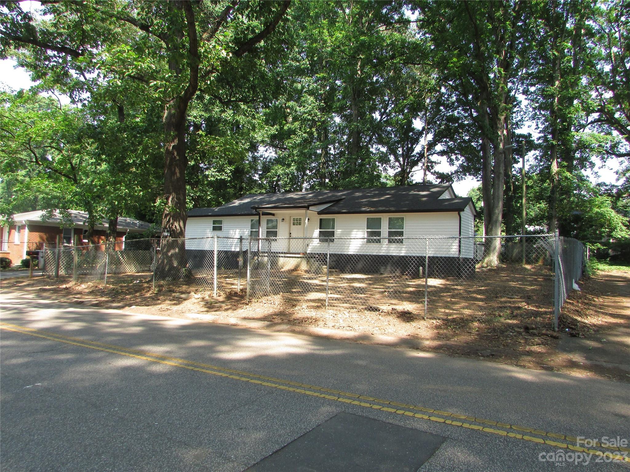 2631 Kenhill Dr, Charlotte, NC 28208 MLS 4027613 Coldwell Banker