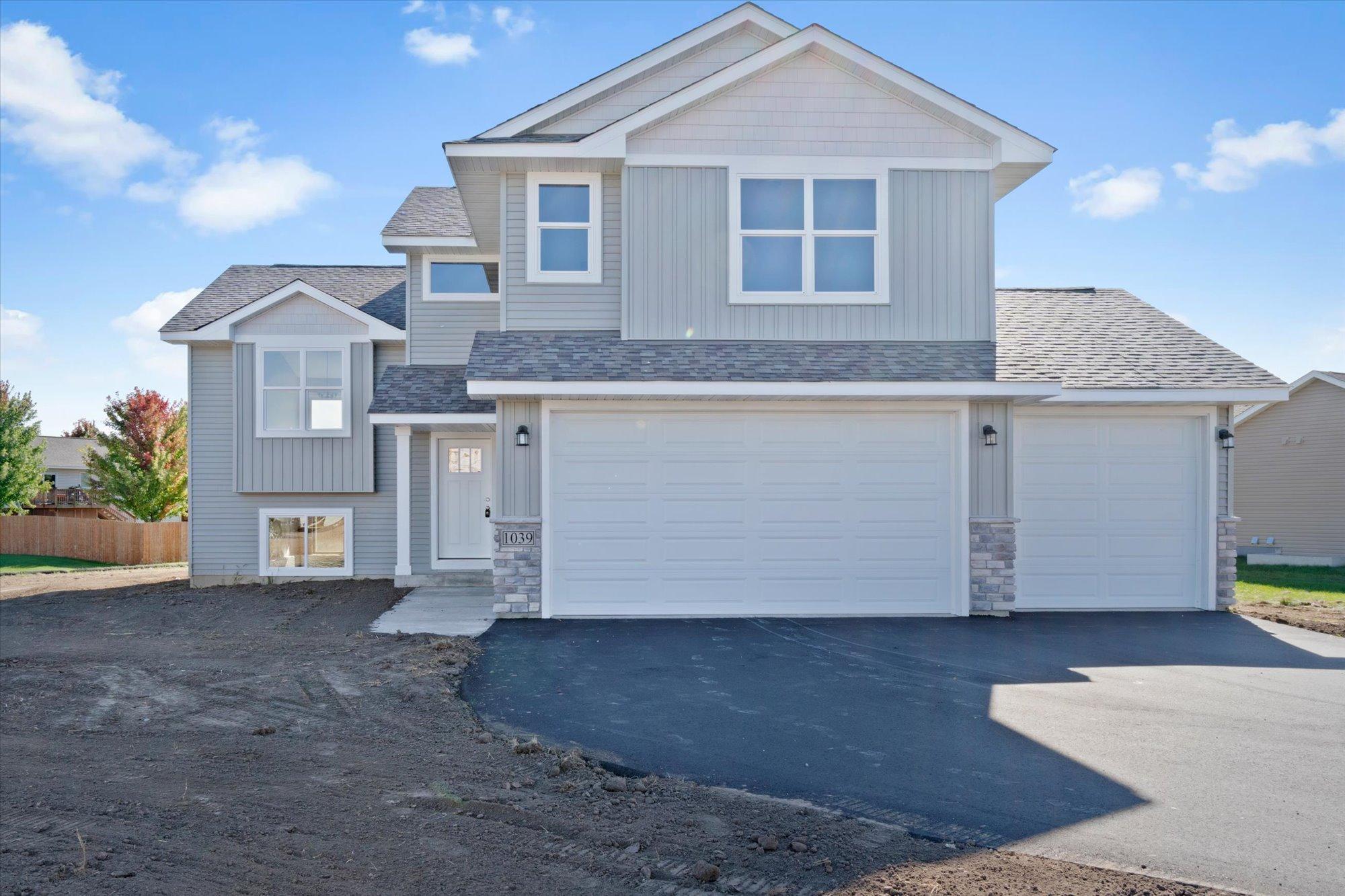 1039 Hidden Ln, New Richmond, WI 54017 MLS 6313290 Coldwell Banker