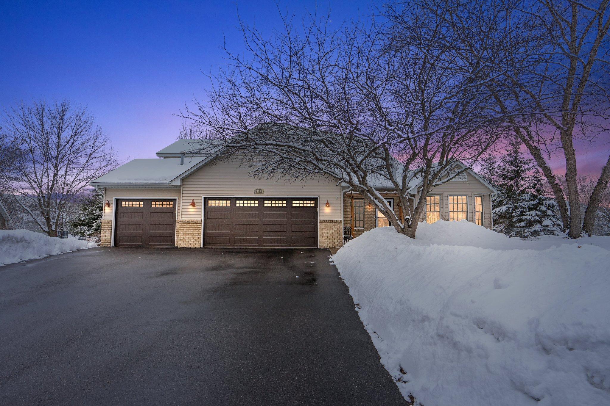 4626 Helmo Ave N, Oakdale, MN 55128 MLS 6335077 Coldwell Banker