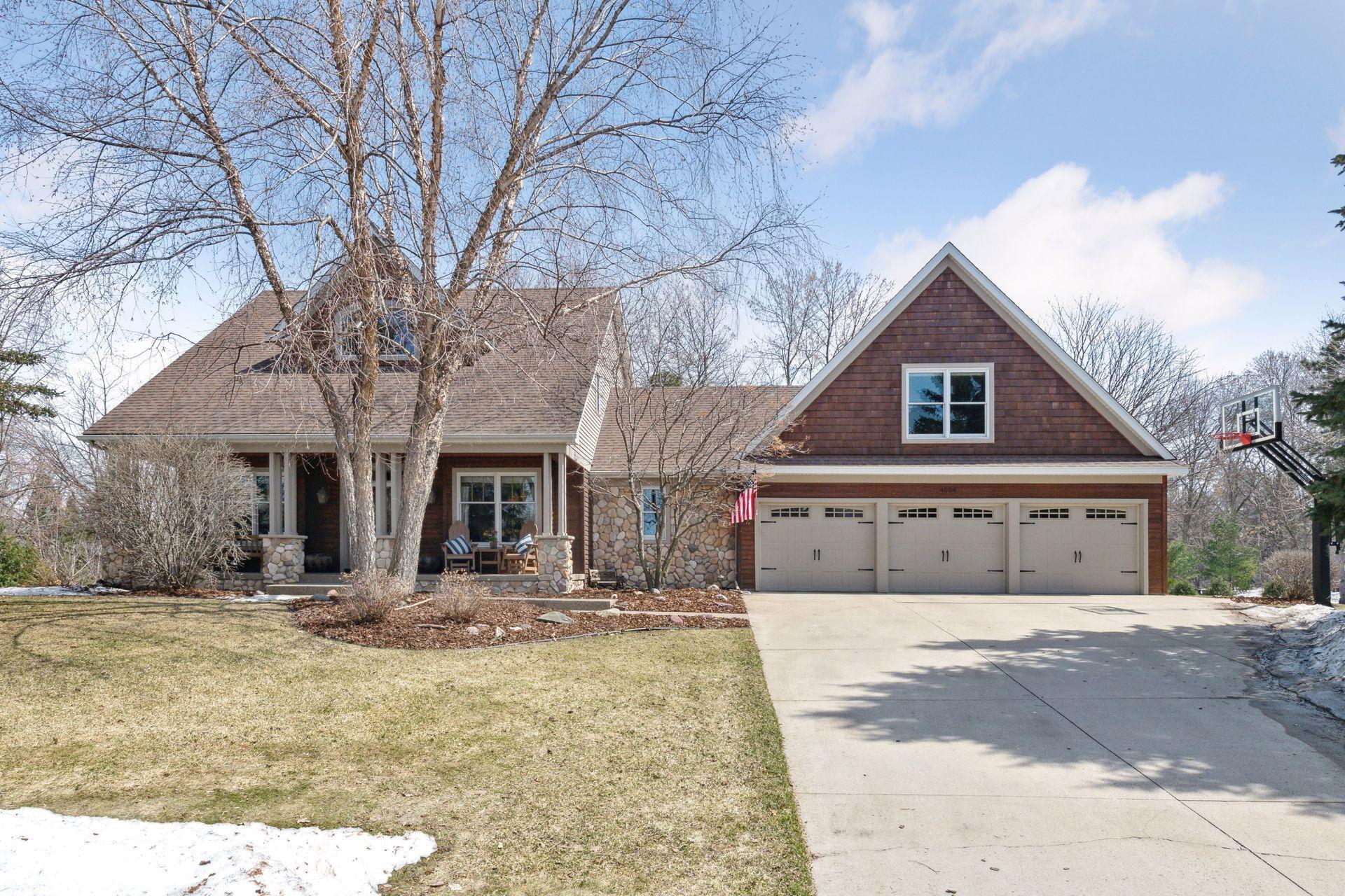 4004 Hallgren Ct, Chanhassen, MN 55331 MLS 6350921 Coldwell Banker