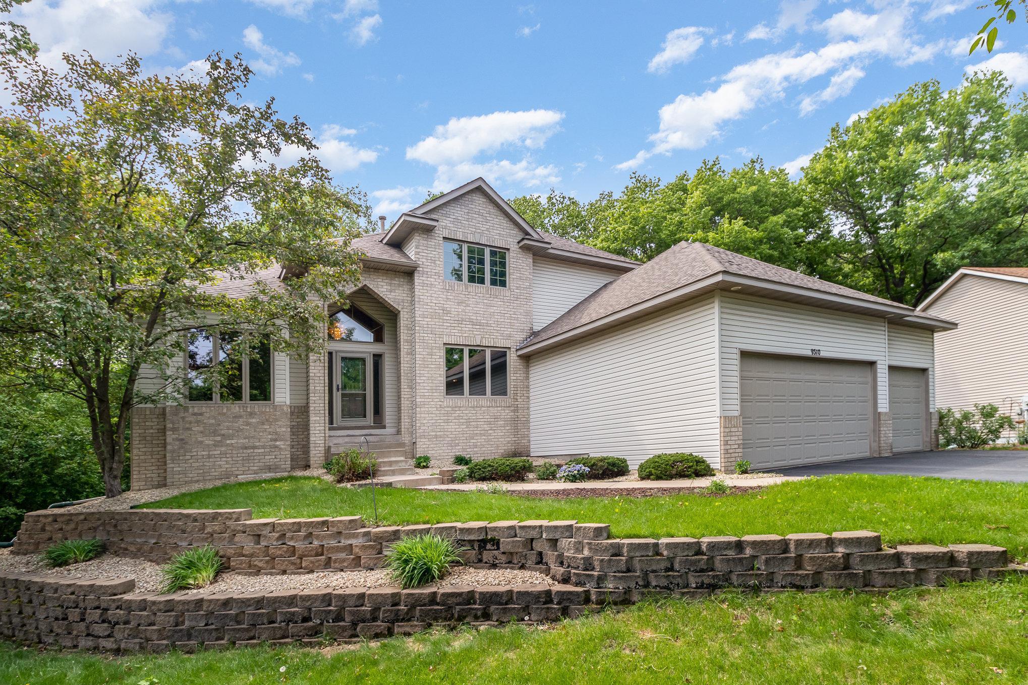 9310 Harpers Ct NE, Blaine, MN 55449 MLS 6375636 Coldwell Banker